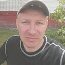 Знакомства: Артём, 41 год, Брянск