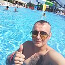Знакомства: Макс, 33 года, Жирновск