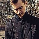 Знакомства: Кирилл, 24 года, Хабаровск