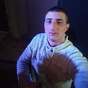 Знакомства: Дмитрий, 25 лет, Болхов