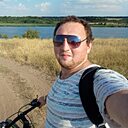 Знакомства: Александр, 26 лет, Новошахтинск