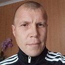 Знакомства: Юрий, 40 лет, Круглое