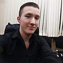 Знакомства: Андрей, 27 лет, Звенигород