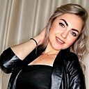Знакомства: Карина, 33 года, Воронеж