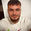 Знакомства: Ionut, 27 лет, Ploiești