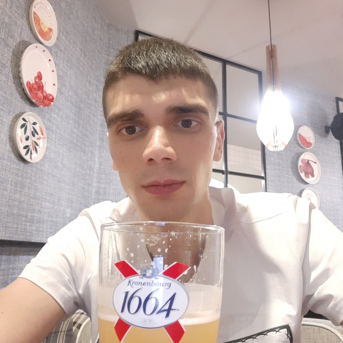 Знакомства: Алексей, 32 года, Белгород
