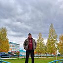 Знакомства: Евгений, 46 лет, Радужный (Ханты-Мансийский)