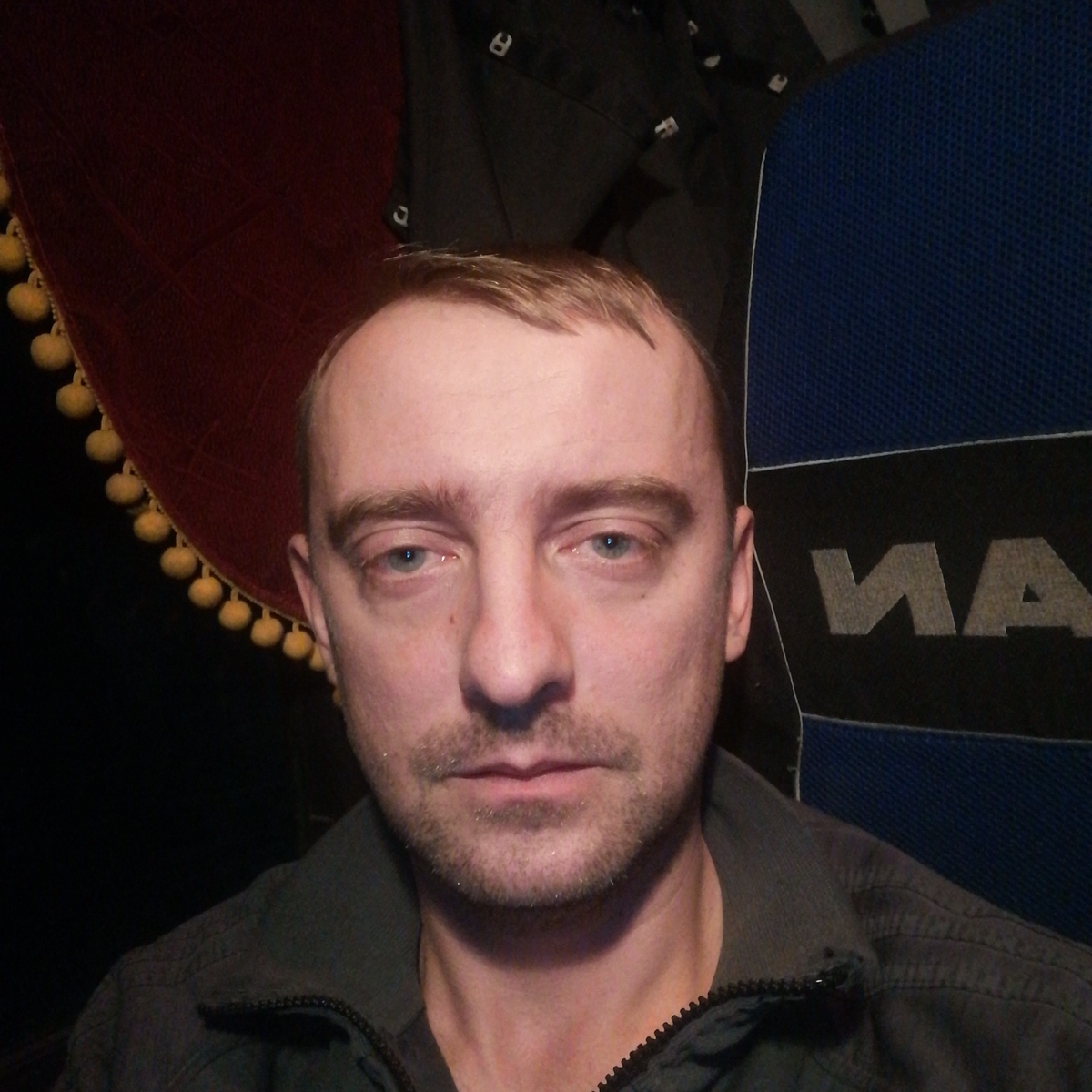 Знакомства: Сергей, 32 года, Лесосибирск
