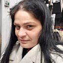 Знакомства: Madalina, 42 года, București