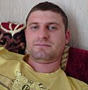Знакомства: Nelu, 32 года, Iași