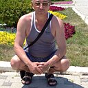 Знакомства: Виктор Денизбаев, 62 года, Волгоград