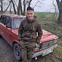 Знакомства: Илья, 33 года, Новокубанск