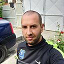 Знакомства: Ionut, 32 года, Brașov