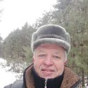 Знакомства: Александр, 65 лет, Солигорск