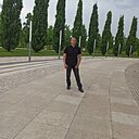 Знакомства: Денис, 33 года, Зерноград