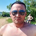 Знакомства: Ахмедович, 35 лет, Усть-Илимск