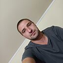 Знакомства: Артем, 33 года, Керчь