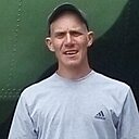 Знакомства: Виктор, 32 года, Брюховецкая