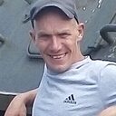 Знакомства: Виктор, 33 года, Брюховецкая