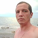 Знакомства: Макс, 35 лет, Валуйки