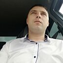 Знакомства: Валера, 37 лет, Отрадный