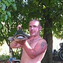 Знакомства: Серега, 32 года, Стаханов