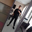 Знакомства: Валерий, 26 лет, Колпашево