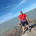 Знакомства: Виктор, 44 года, Камышин