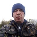 Знакомства: Максим, 48 лет, Волхов