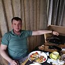 Знакомства: Евгений, 39 лет, Караганда