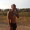 Знакомства: Андрей, 33 года, Канев