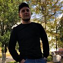 Знакомства: Вадик, 24 года, Ростов Великий