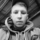 Знакомства: Максим, 23 года, Черняховск