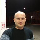 Знакомства: Виктор, 32 года, Старый Оскол