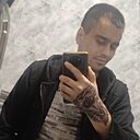 Знакомства: Виталий, 32 года, Новошахтинск