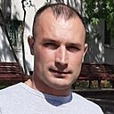 Знакомства: Юрий, 38 лет, Находка