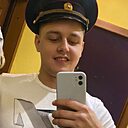 Знакомства: Владислав, 28 лет, Южно-Курильск