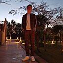 Знакомства: Саша, 35 лет, Знаменка