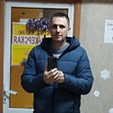 Знакомства: Влад, 44 года, Суворов