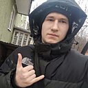 Знакомства: Валерий, 19 лет, Курчатов