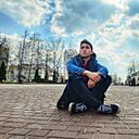 Знакомства: Артём, 31 год, Брянск