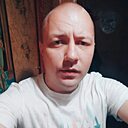 Знакомства: Евгений, 32 года, Геленджик