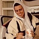 Знакомства: Игорь, 23 года, Москва