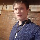 Знакомства: Максим, 24 года, Полысаево