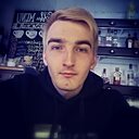 Знакомства: Валентин, 28 лет, Москва