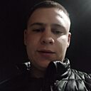 Знакомства: Виктор, 29 лет, Солигорск