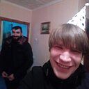 Знакомства: Максим, 32 года, Ишимбай