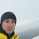 Знакомства: Олег, 33 года, Вольск