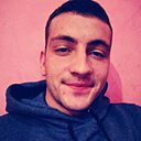 Знакомства: Максим, 27 лет, Речица
