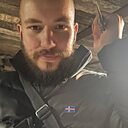 Знакомства: Илья, 21 год, Новошахтинск